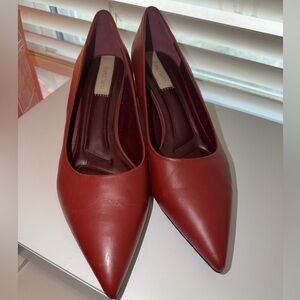 Franco Sarto Women's Racer Pointed Toe Block Heel Pumps Claret Red Leather